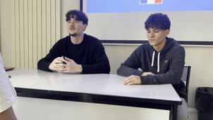 GROUPE 77 L1 DROIT.MOV